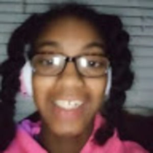 Meet your Posher, Antonia